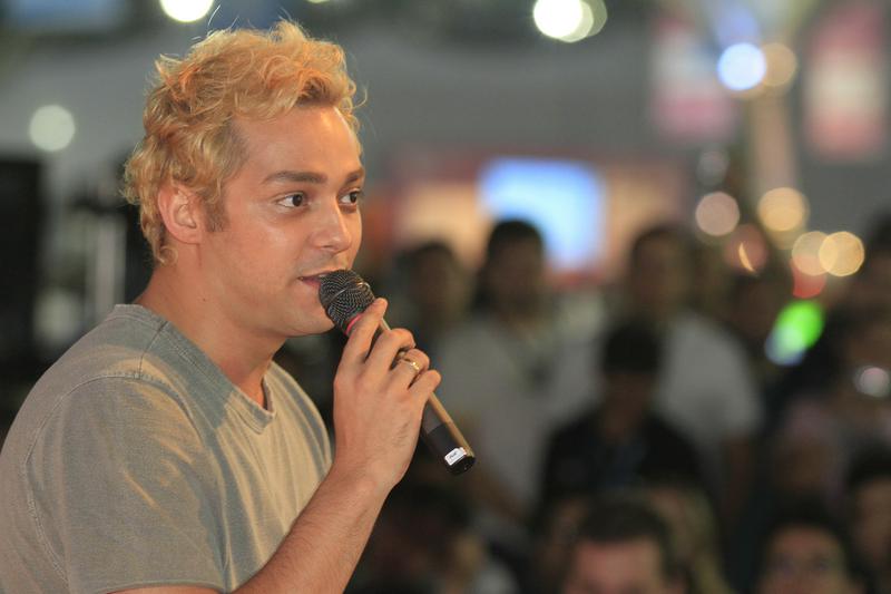 Eduardo Sterblitch Brazilian Actor born 1987 Biography 